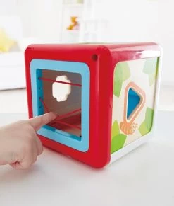 Hape E0507 - Sortierbox Gartenhütte, Farben-und Formensortierwürfel -Kinder Welt Verkauf e0507
