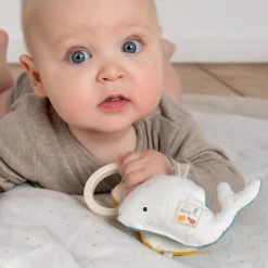 Fehn 056082 Greifling Nilpferd & Wal FehnNATUR – Bio-Babyspielzeug Mit Rassel Und Raschelpapier Für Babys Und Kleinkinder Ab 0+ Monaten – Größe: 19 Cm -Kinder Welt Verkauf fehn 056082 greifling nilpferd wal fehnnatur bio babyspielzeug mit rassel und raschelpapier fuer babys und kleinkinder ab 0plus monaten groesse 19 cm 3
