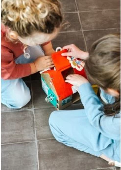 Lilliputiens Hölzernes Riegelhaus -Kinder Welt Verkauf lilliputiens houten grendelhuis 5