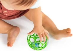 Oball Rasselball - Grün -Kinder Welt Verkauf oball rasselball gruen 3