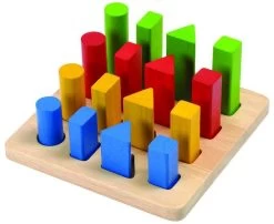Plan Toys PlanToys Holzspielzeug Geometrische Stecktafel