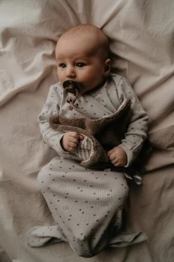 Snoozebaby Kuscheltier Sweet Dreaming Warm Braun - 25 X 25cm GOTS -Kinder Welt Verkauf snoozebaby organisch knuffeldoekje 25x25 cm warm brown 1