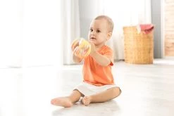 Tolo Gripper Rattle Baby Toy -Kinder Welt Verkauf tolo baby grijp rammelaar pastelkleur